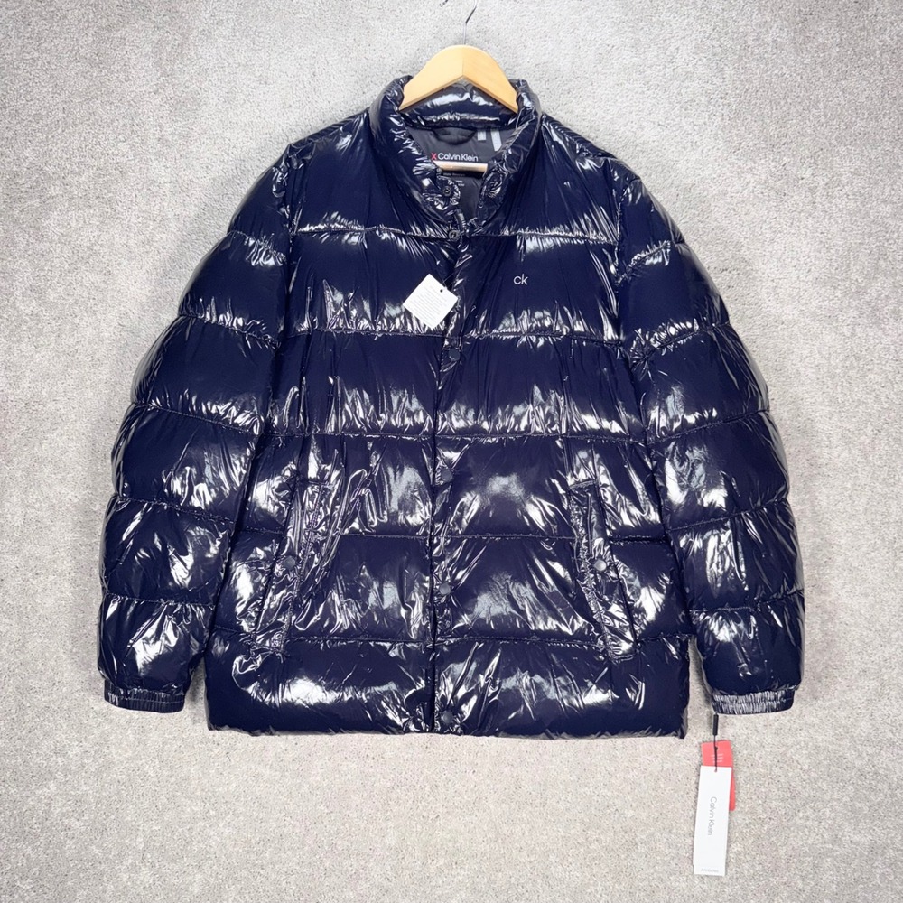 NWT Calvin Klein Men's Large Navy High Shine Puffer Jacket L CM152963